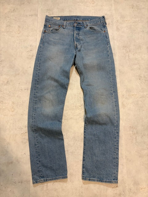 Levis 501 Hellblau