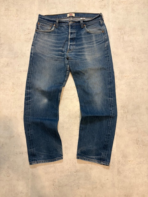 Levis 501 Dunkelblau
