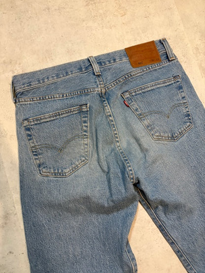 Levis 501 Hellblau