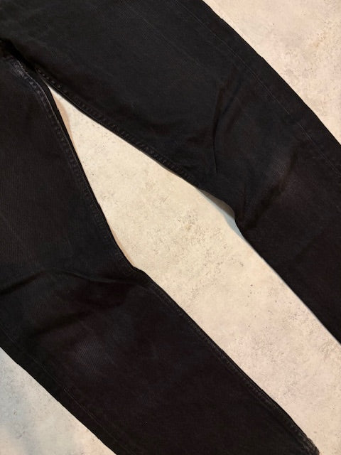 Levis 501 Schwarz